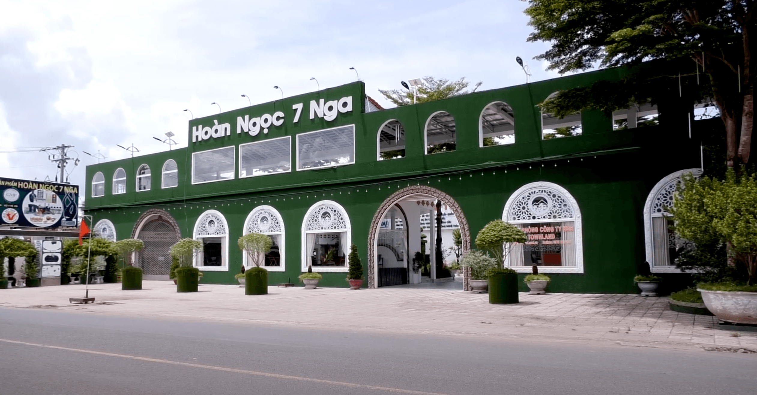 KHÁM PHÁ ĐIỂM `DU LỊCH SẢN PHẨM` TẠI DOANH NGHIỆP HOÀN NGỌC 7 NGA - TÂY NINH